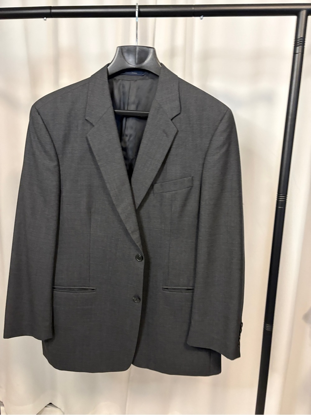 Men's Dark Gray Two-Button Notch Lapel Blazer